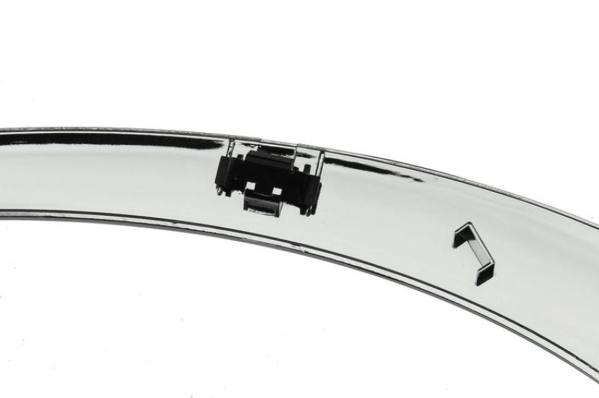 URO Parts 51137149905 Headlight Trim Ring