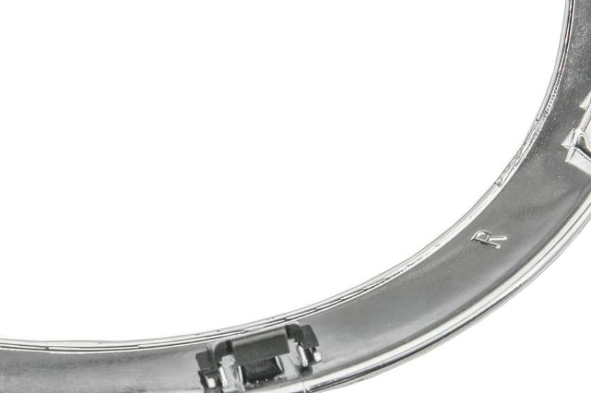 URO Parts 51137300632 Headlight Trim Ring