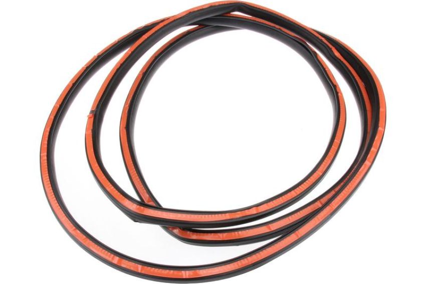 URO Parts 51219069322 Door Seal