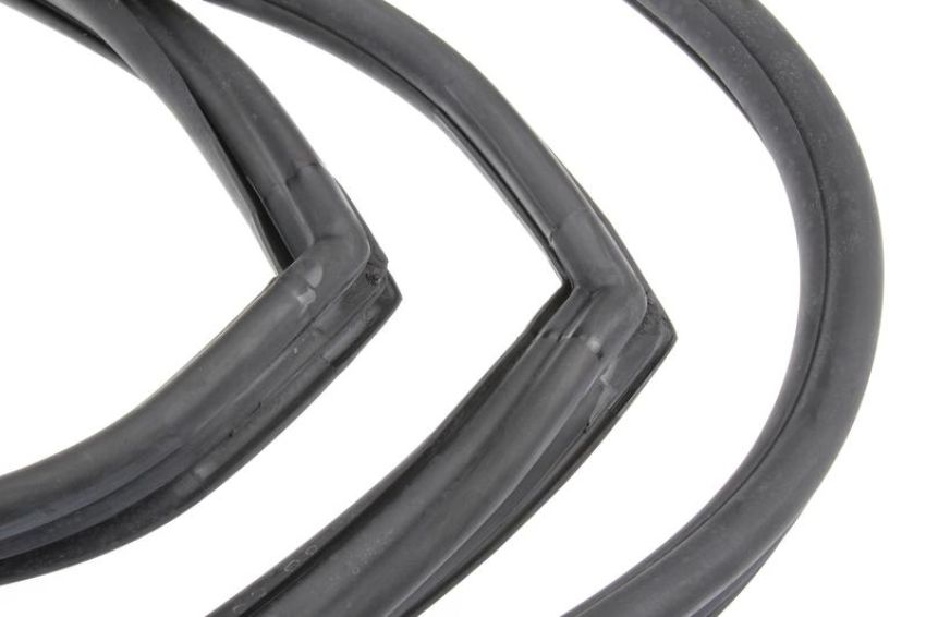 URO Parts 51311822185 Windshield Seal