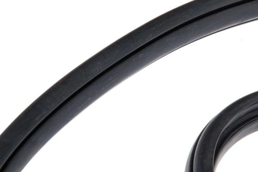 URO Parts 51317440154 Rear Window Seal