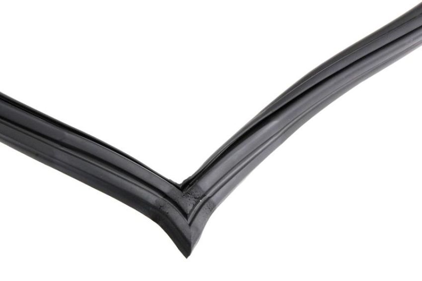 URO Parts 51711889473 Trunk Seal