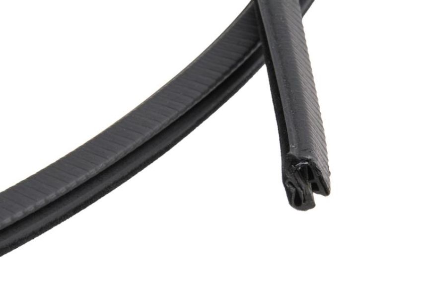 URO Parts 54121906999 Sunroof Seal