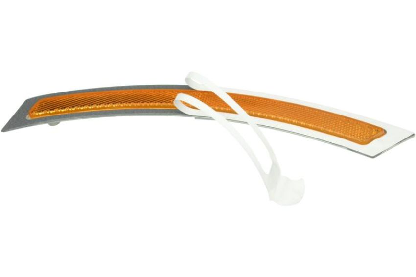 URO Parts 63147290093 Bumper Reflector