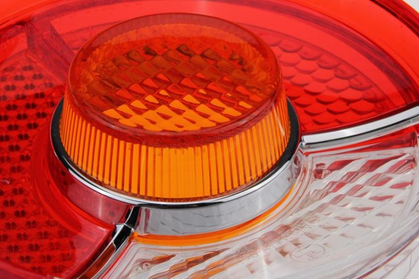 URO Parts 63211351666 Tail Light Lens