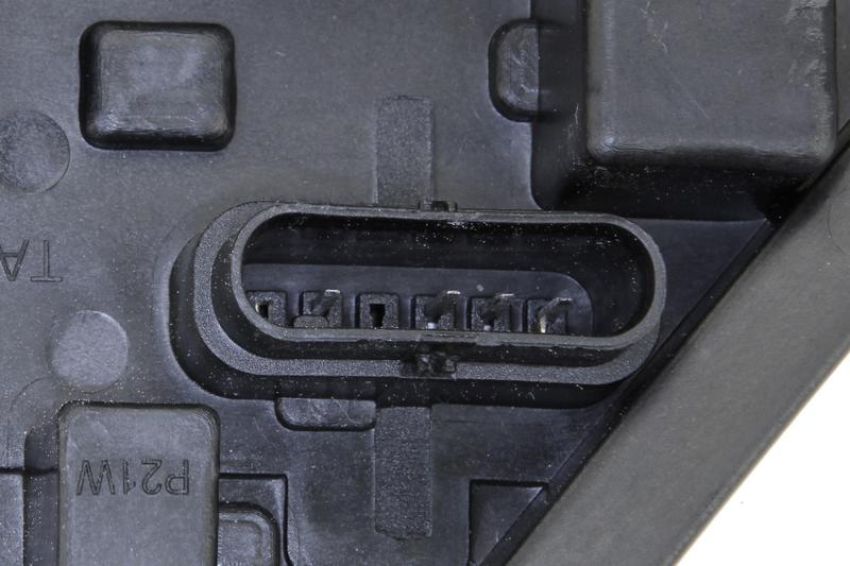 URO Parts 63217313044 Tail Light Bulb Holder
