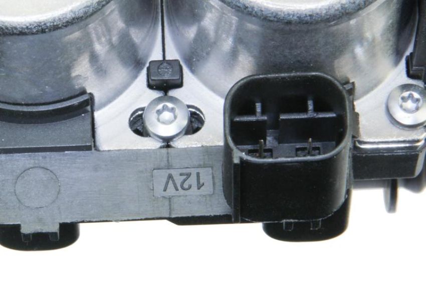 URO Parts 64116910544 Heater Valve