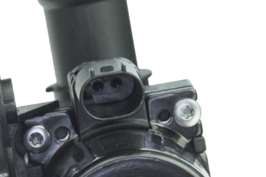 URO Parts 64116928495 Heater Control Valve