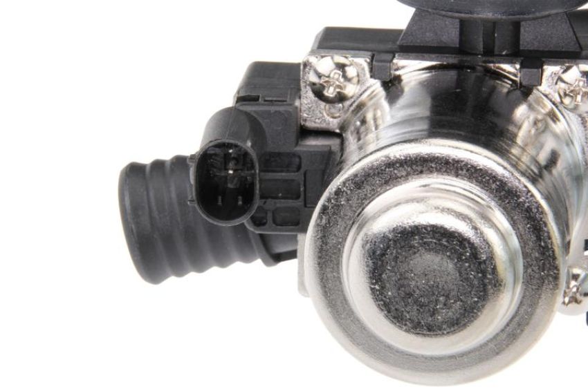 URO Parts 64118369807 Heater Valve