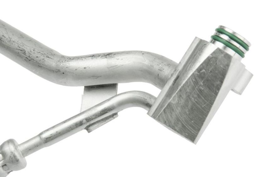 URO Parts 64539250720 A/C Hose