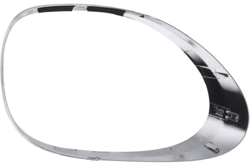 URO Parts 68235996AA Tail Lamp Trim Ring