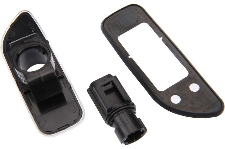 URO Parts 8658945 Side Marker Light