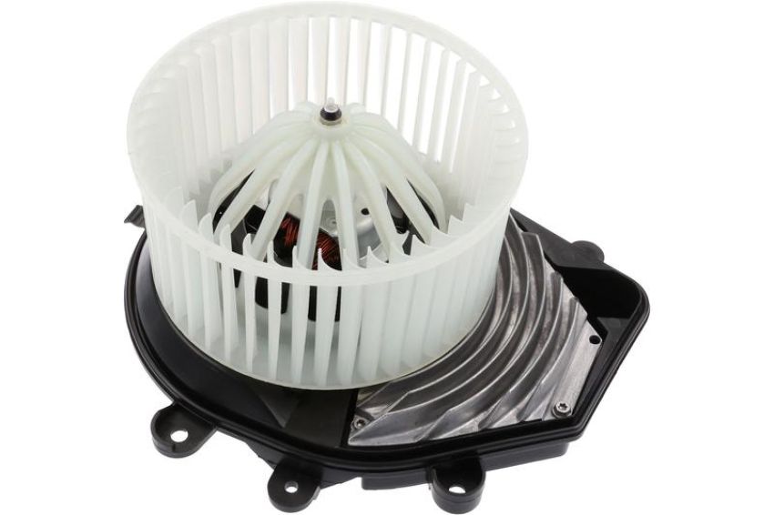 URO Parts 8D1820021 Blower Motor w/ Regulator