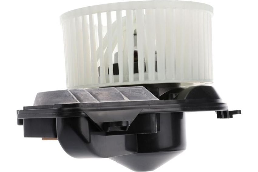URO Parts 8D1820021 Blower Motor w/ Regulator