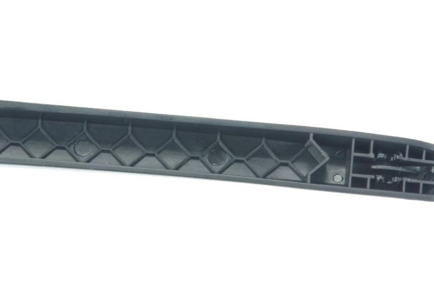 URO Parts 8K99554071P9KIT Rear Windshield Wiper Arm/Blade