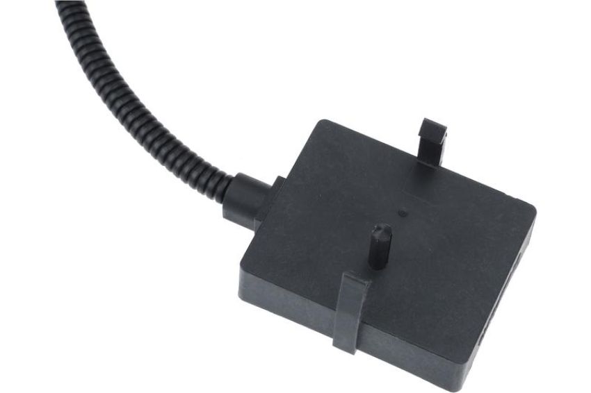 URO Parts 8P4965873B EAC Temperature Sensor
