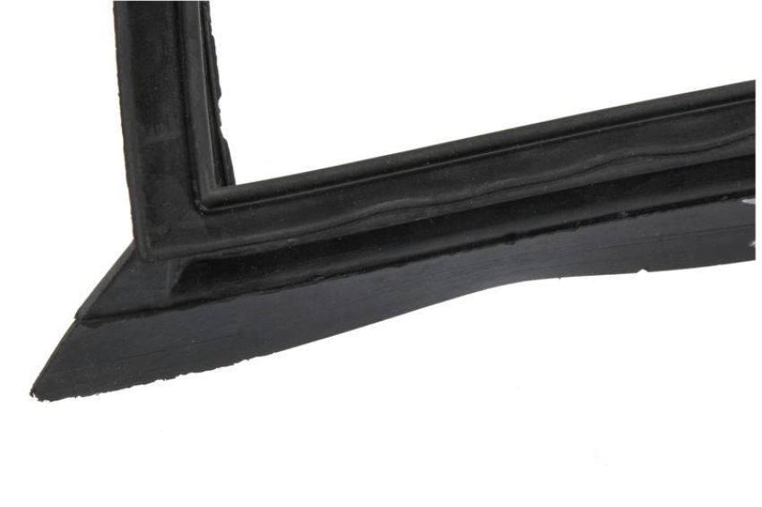 URO Parts 90154390120 Quarter Window Seal