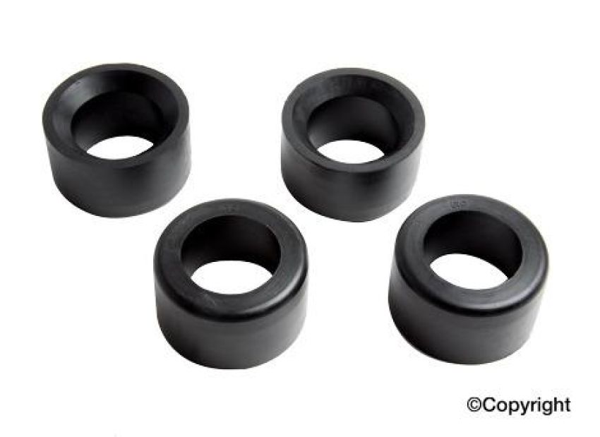 URO Parts 91133300900B Rear Spring Plate Bushing Set