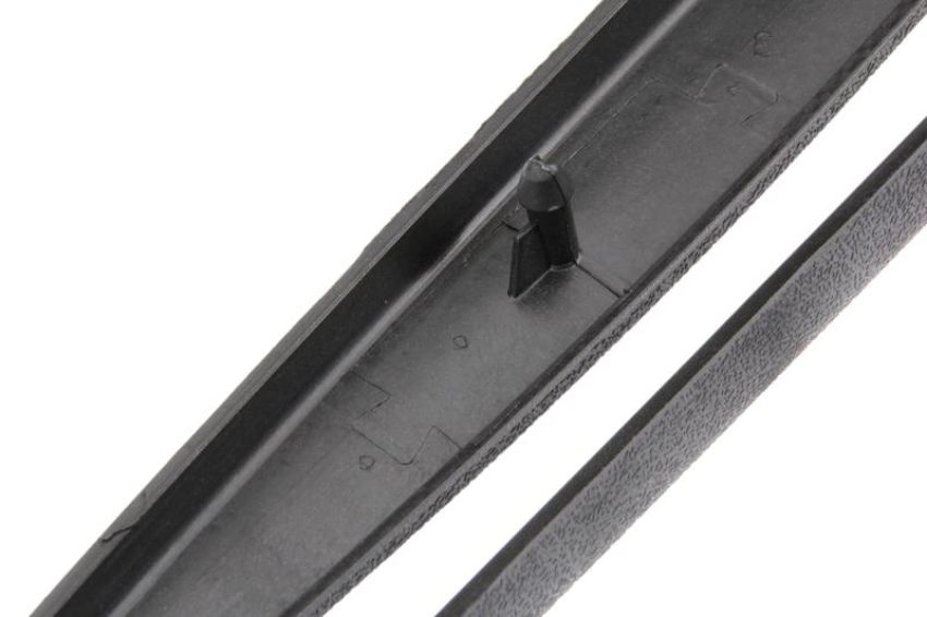 URO Parts 91155240900 Dash Defrost Vent Trim