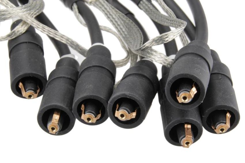 URO Parts 911609010011ST Spark Plug Wire Set