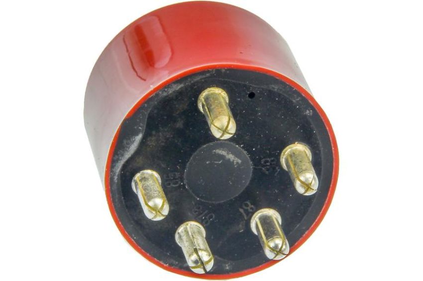 URO Parts 91161510801 Fuel Pump Relay