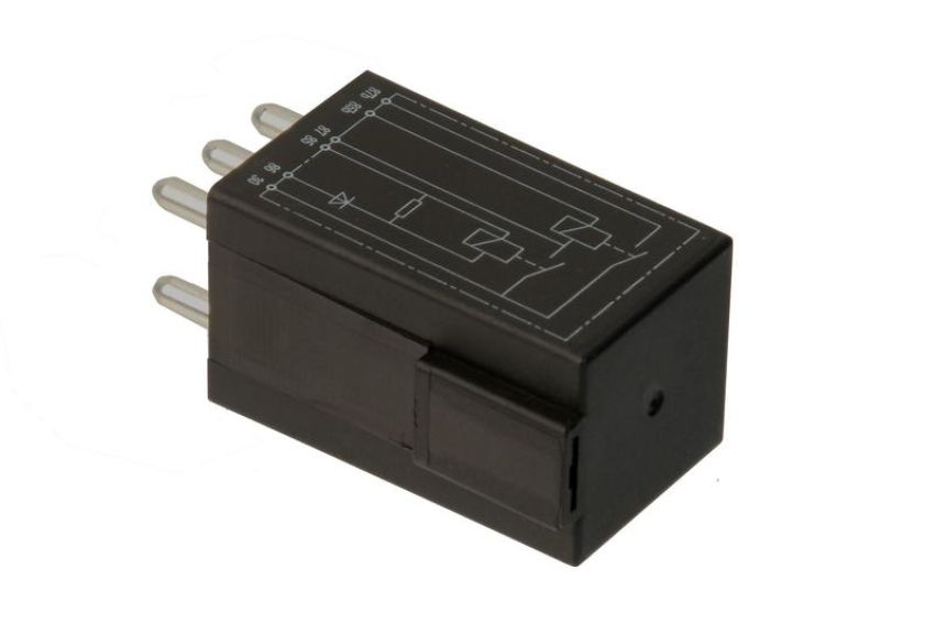 URO Parts 91161815400 DME/Fuel Pump Relay
