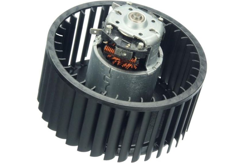 URO Parts 91162489900 A/C Evaporator Motor w/ Fan