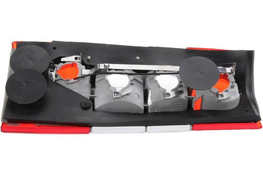 URO Parts 9159662 Tail Light Assembly