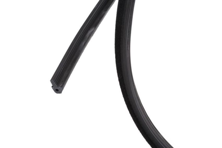 URO Parts 92856425904 Sunroof Seal
