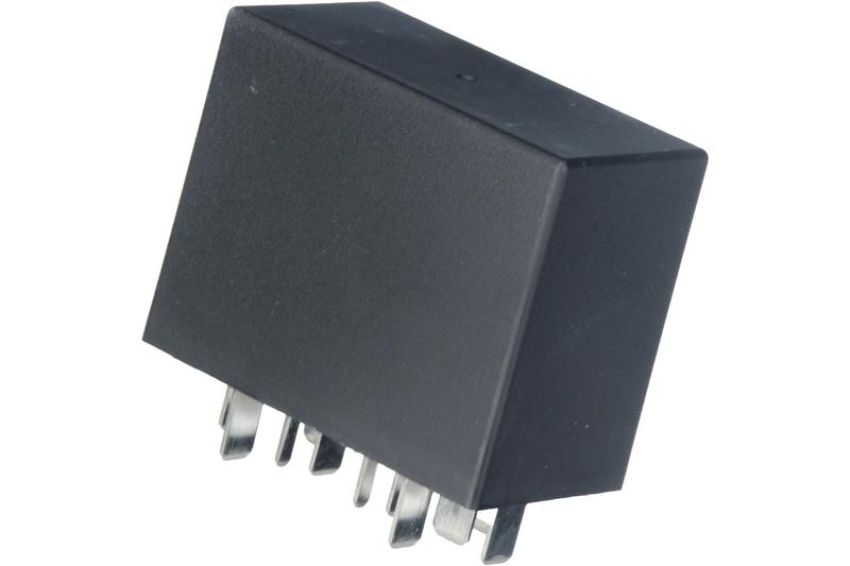 URO Parts 94461510405 Auxiliary Engine Cooling Fan Relay