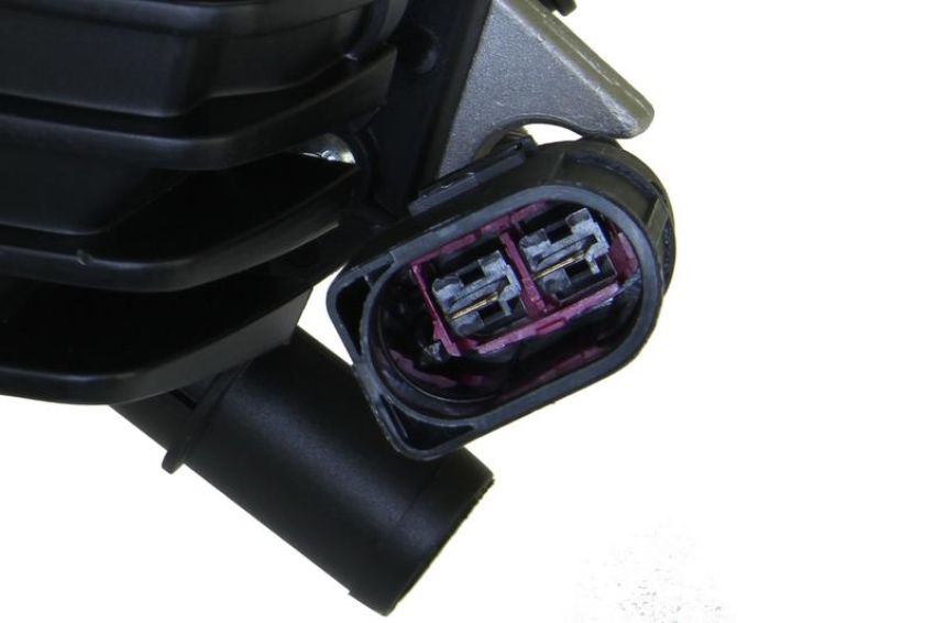 URO Parts 95560510511 Air Pump