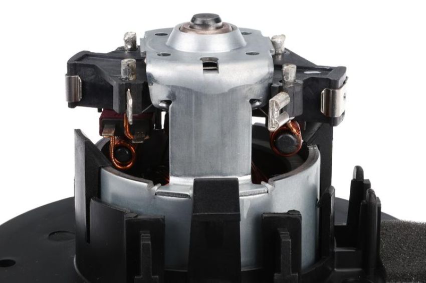 URO Parts 96457201601 Blower Motor