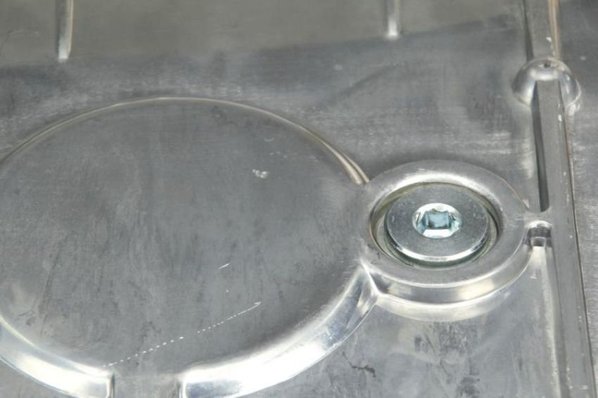 URO Parts 99610703158 Engine Oil Sump Plate