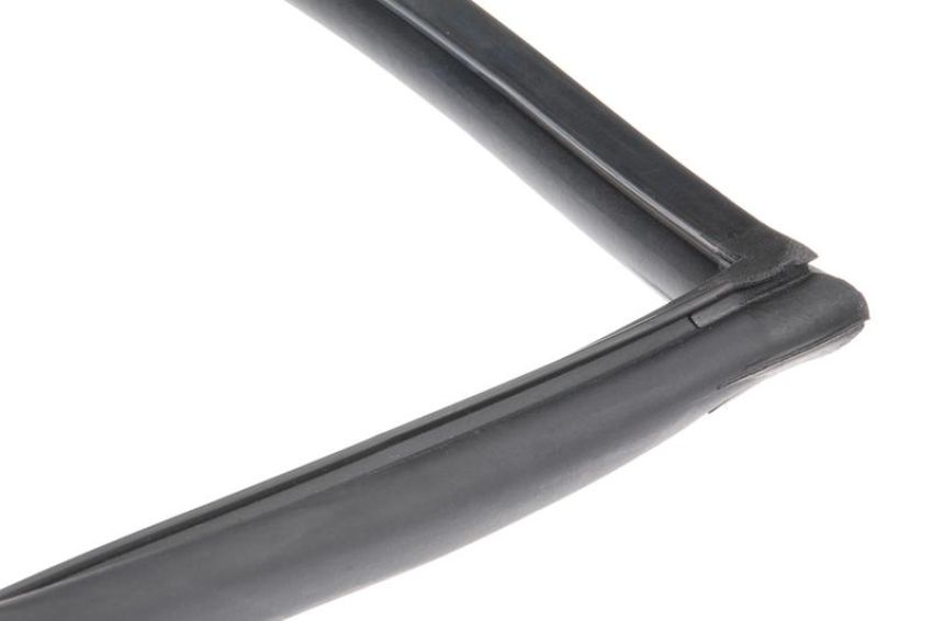 URO Parts BAC6019 Door Seal