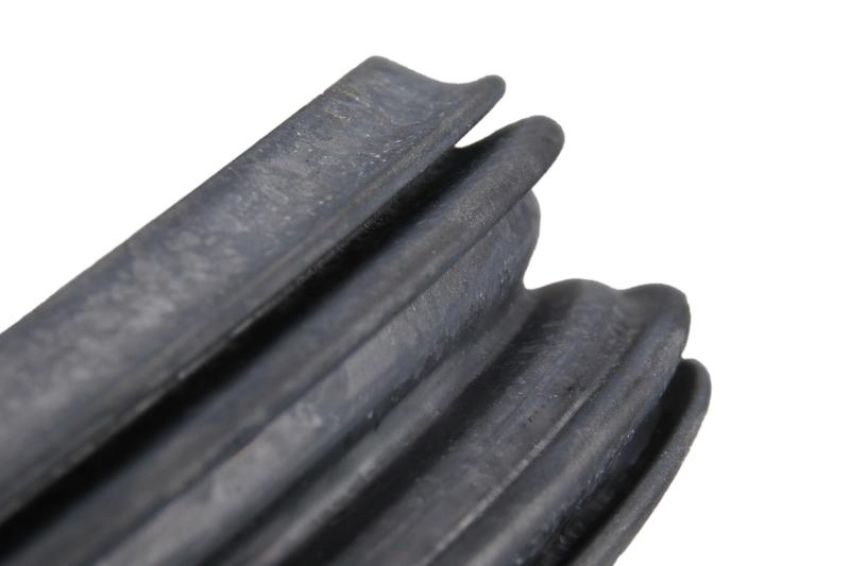 URO Parts BD26888 Windshield Seal