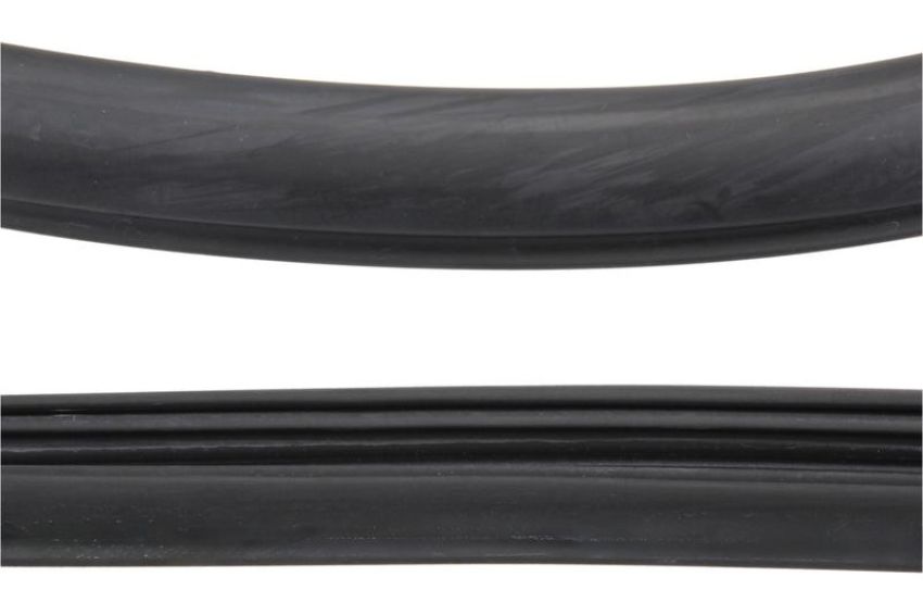 URO Parts BD38361 Rear Window Seal