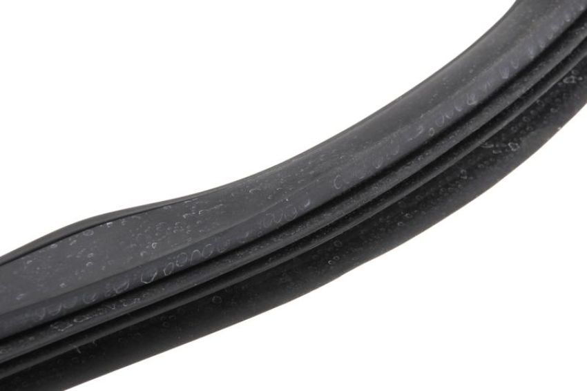 URO Parts BD44393 Rear Window Seal
