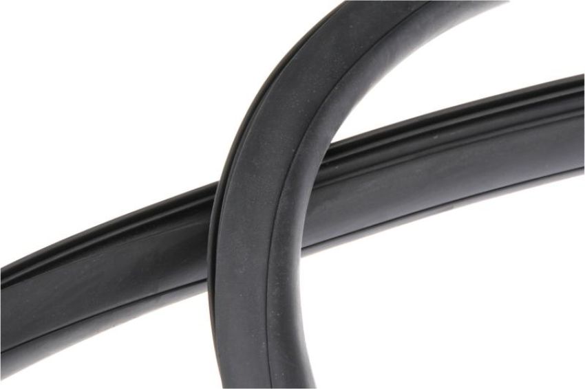 URO Parts BD48848 Windshield Seal
