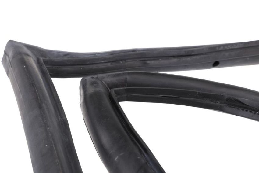 URO Parts BEC20214 Door Seal