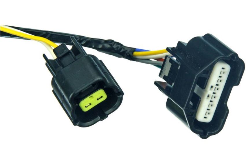 URO Parts CA1318940 Door Handle Wiring Harness