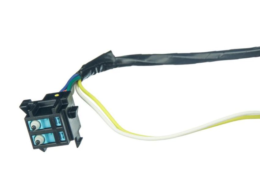 URO Parts CA1318958 Exterior Door Handle Switch Assembly Connector