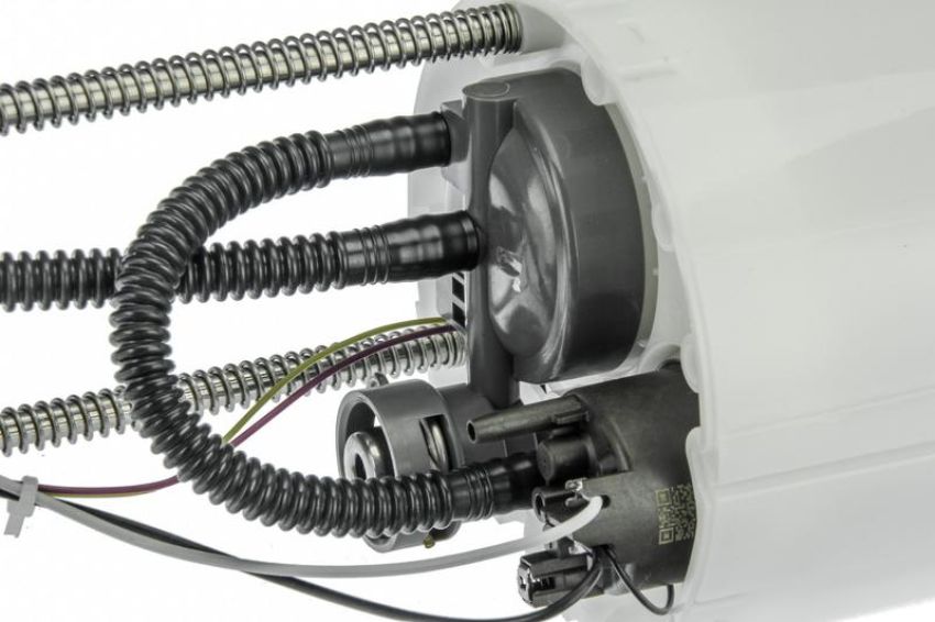 URO Parts CY0516499 Fuel Pump Assembly