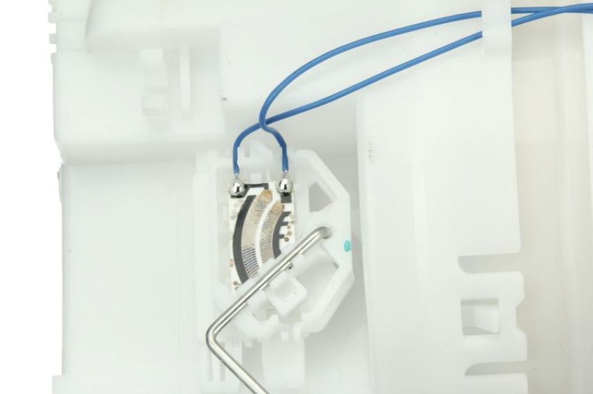 URO Parts CY0516864 Fuel Pump Assembly