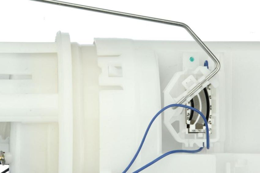 URO Parts CY0516865 Fuel Pump Assembly