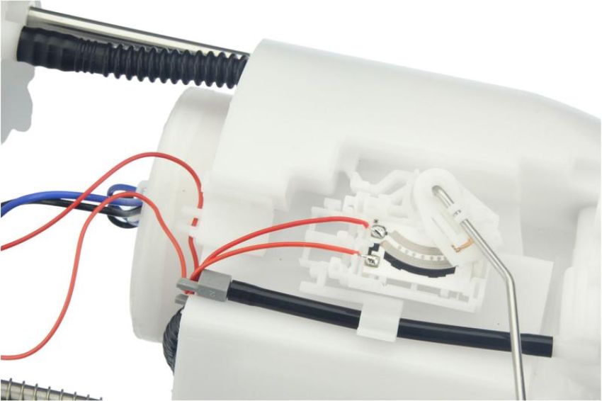 URO Parts CY0517347 Fuel Pump Assembly