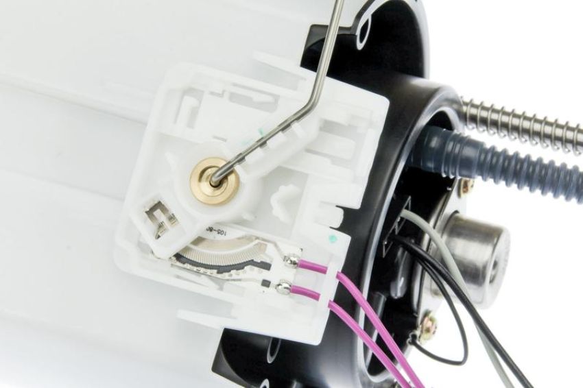 URO Parts CY0517550 Fuel Pump Assembly