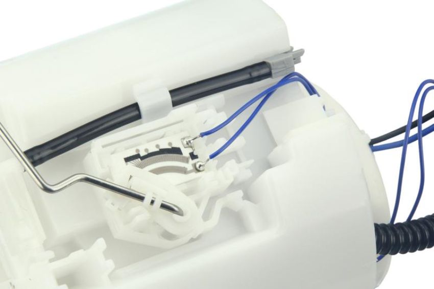 URO Parts CY0519760 Fuel Pump Assembly