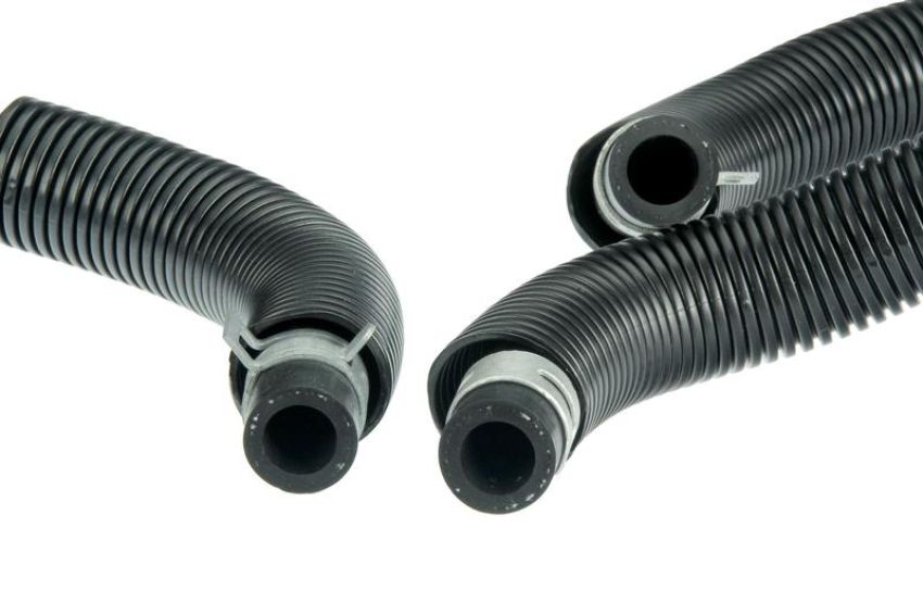 URO Parts CY0619782PRM Heater Hose Assembly