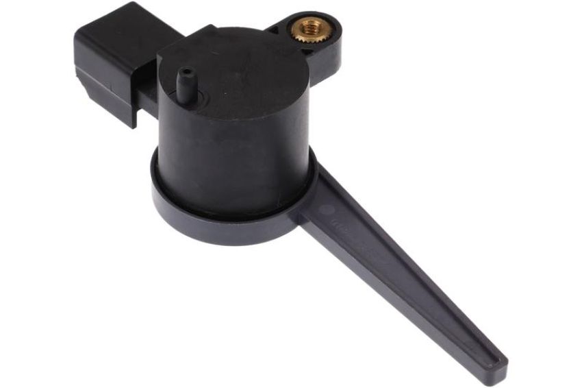 URO Parts CY1317178 Brake Light Switch