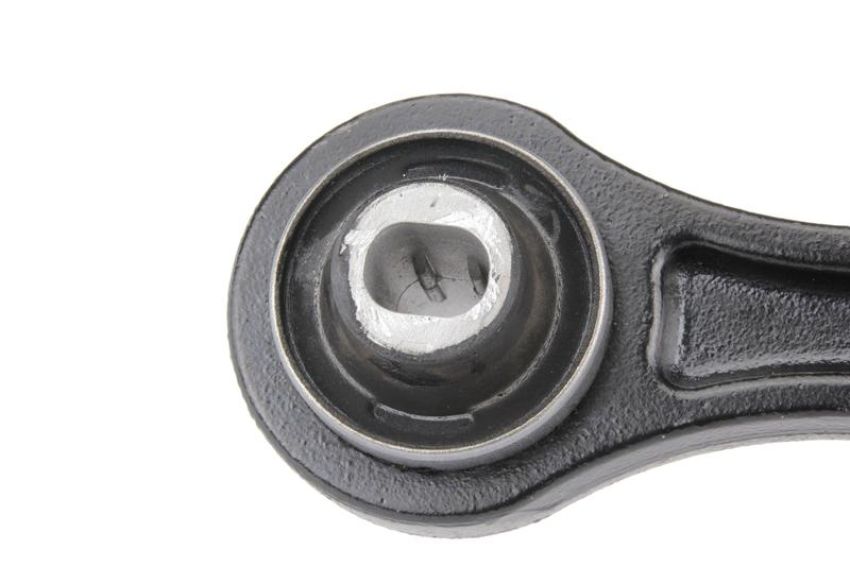 URO Parts DG0913030 Control Arm